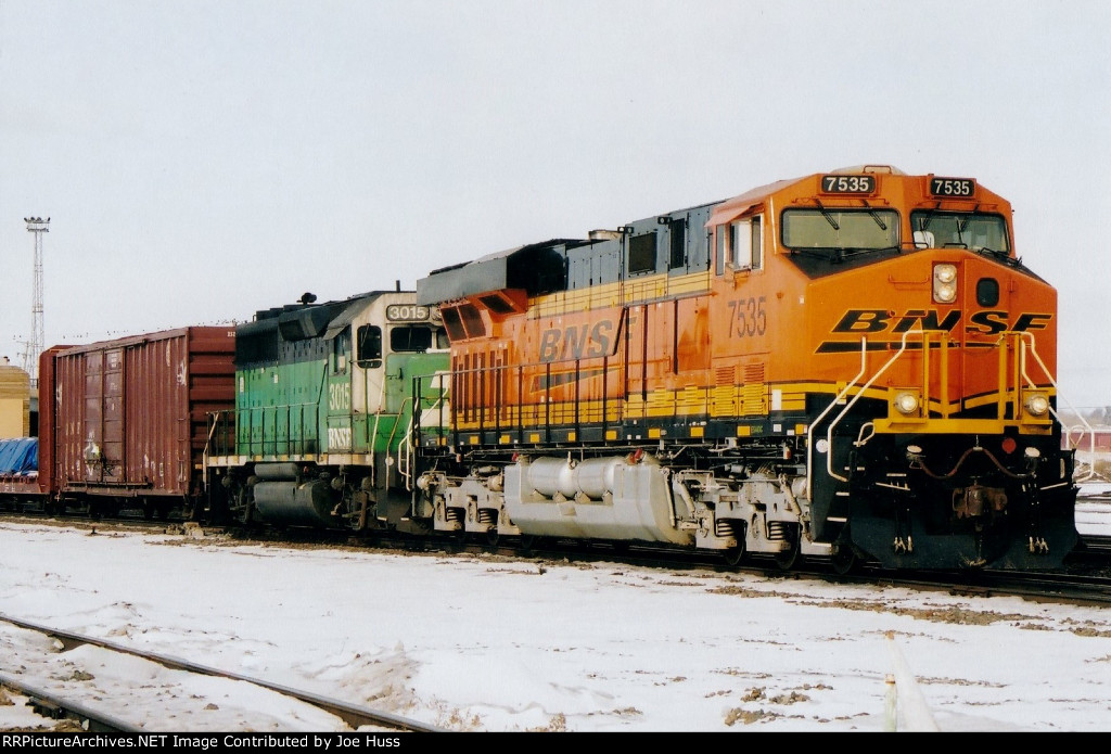 BNSF 7535 West